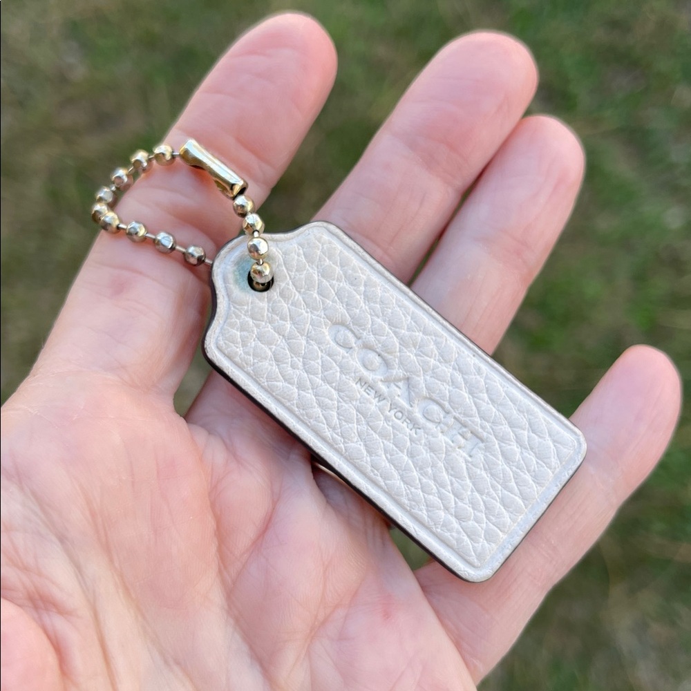 Coach Chalk Pebble Leather Key Chain - Hangtag - Bag Charm Replacement Part - Picture 15 of 17
